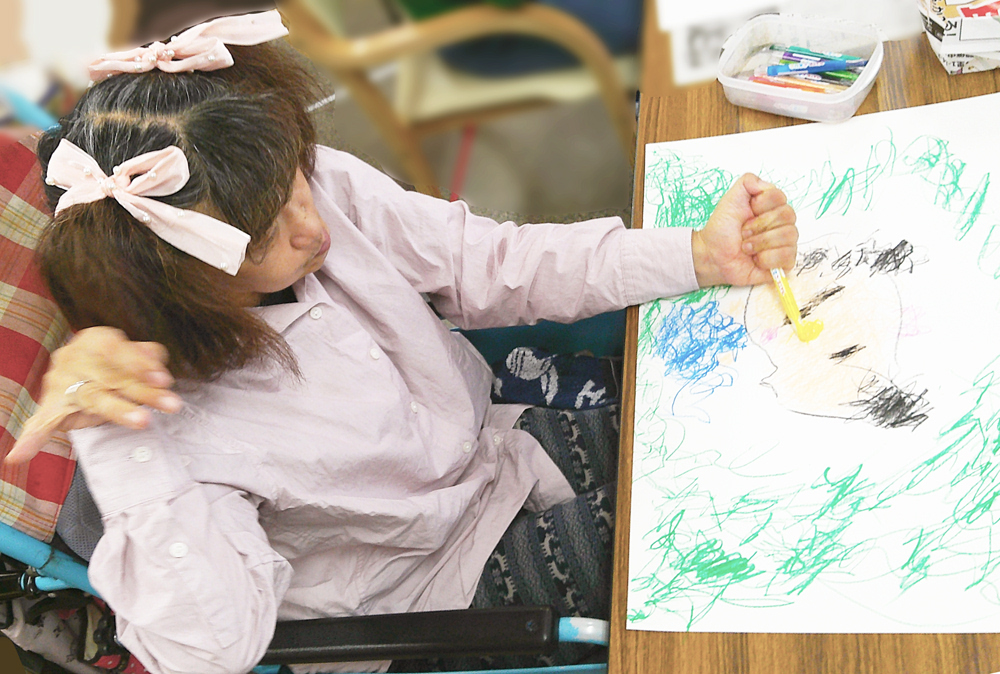 美術ワークショップの画像06です